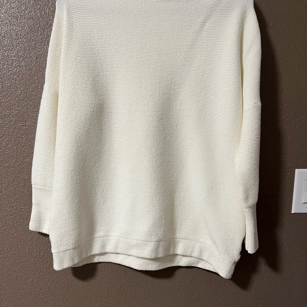 Free People Sweater - Picture 5 of 7